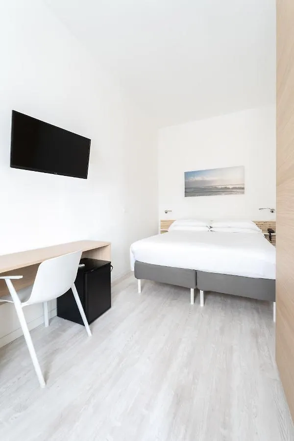 Hotel Excelsior Lido di Jesolo 4*,  Italia