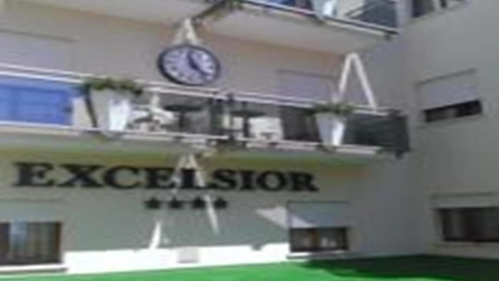 Hotel Excelsior Лидо-ди-Езоло