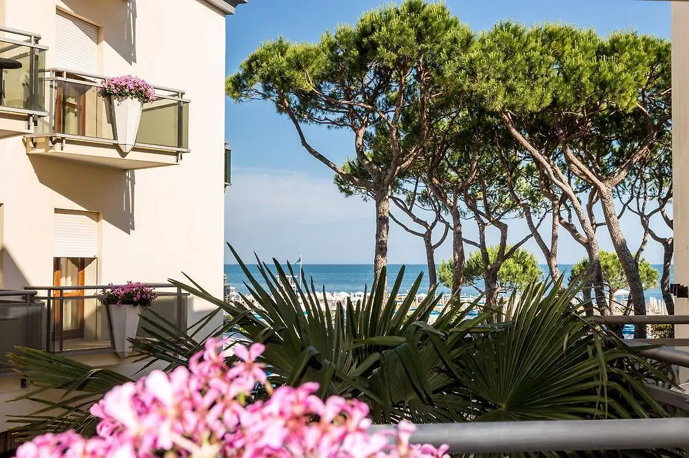 Hotel Excelsior Τζεσόλο Λίντο