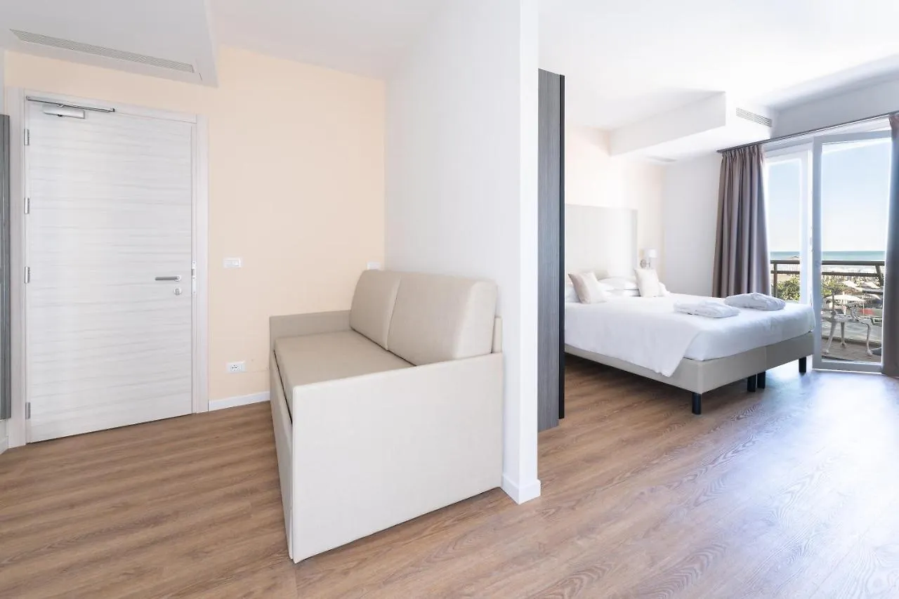 Hotel Excelsior Lido di Jesolo 4*,  Olaszország