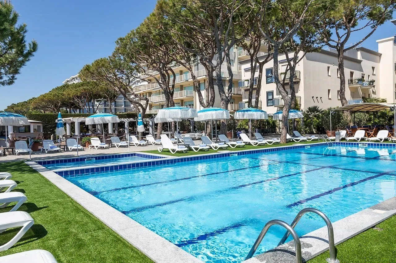 Hotel Excelsior Τζεσόλο Λίντο